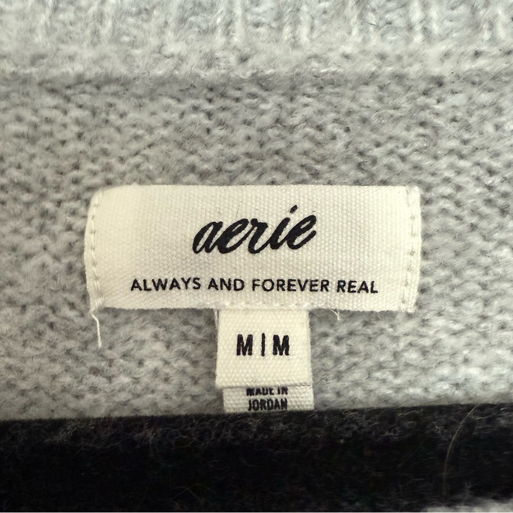 Aerie unReal Fairisle Cardigan Sweater in Medium Heather Gray Size Medium - Picture 9 of 9